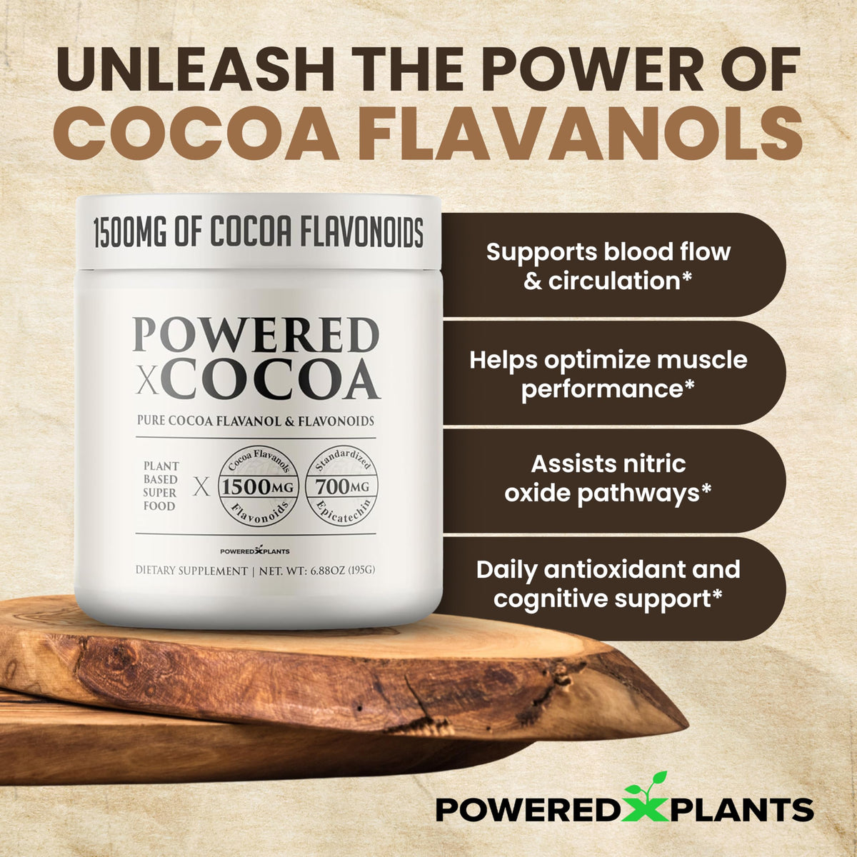 Poudre de cacao avec des ingrédients naturels sur fond en bois