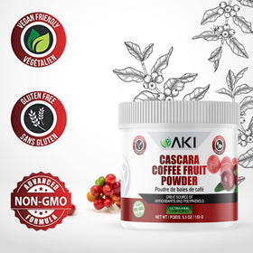 Poudre de Cascara de Café AKI ORGANIC mélangée dans un jus