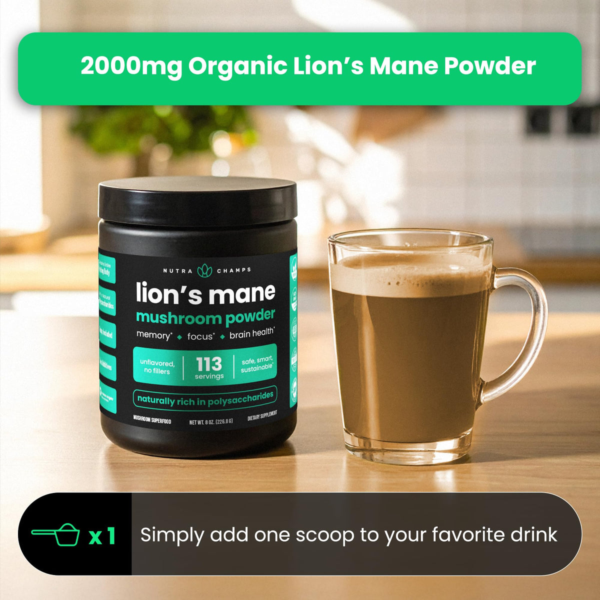 Poudre de champignon Lion's Mane NutraChamps ajoutée à un smoothie