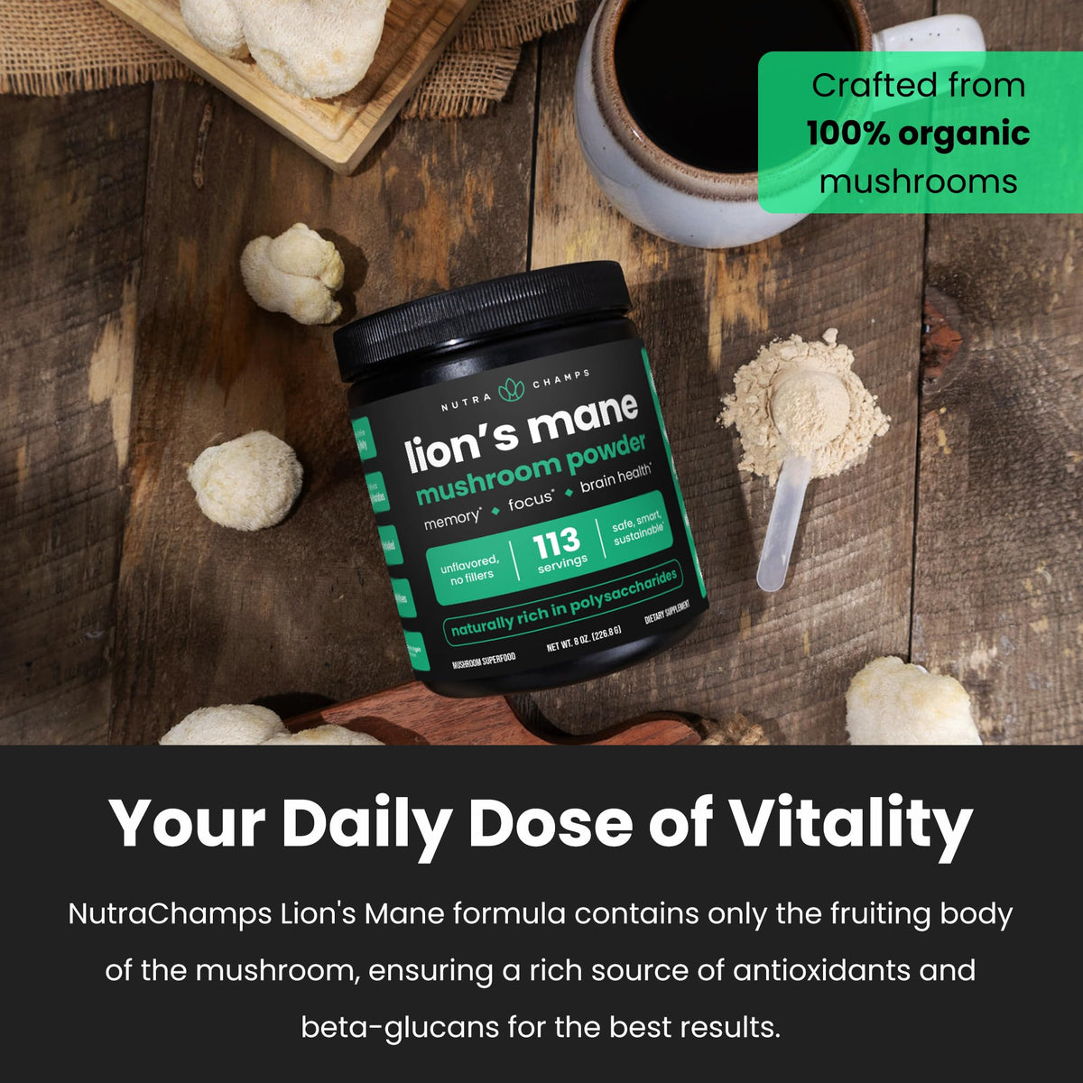 Poudre de champignon Lion's Mane NutraChamps dans un café