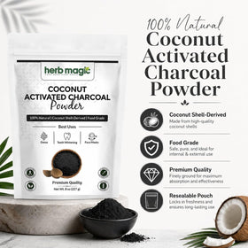Poudre de charbon actif Herb Magic utilisée dans un masque