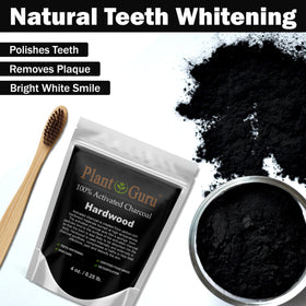 Poudre de charbon actif Plant Guru en utilisation pour un masque facial