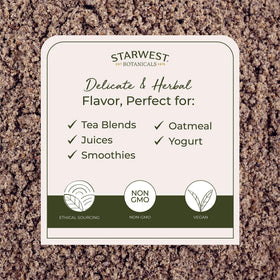 Poudre de chardon-marie bio Starwest Botanicals versée dans un bol