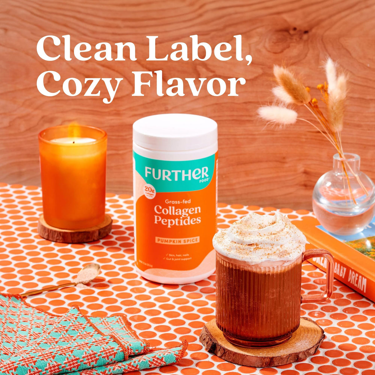 Poudre de collagène Further Food dans un verre avec smoothie
