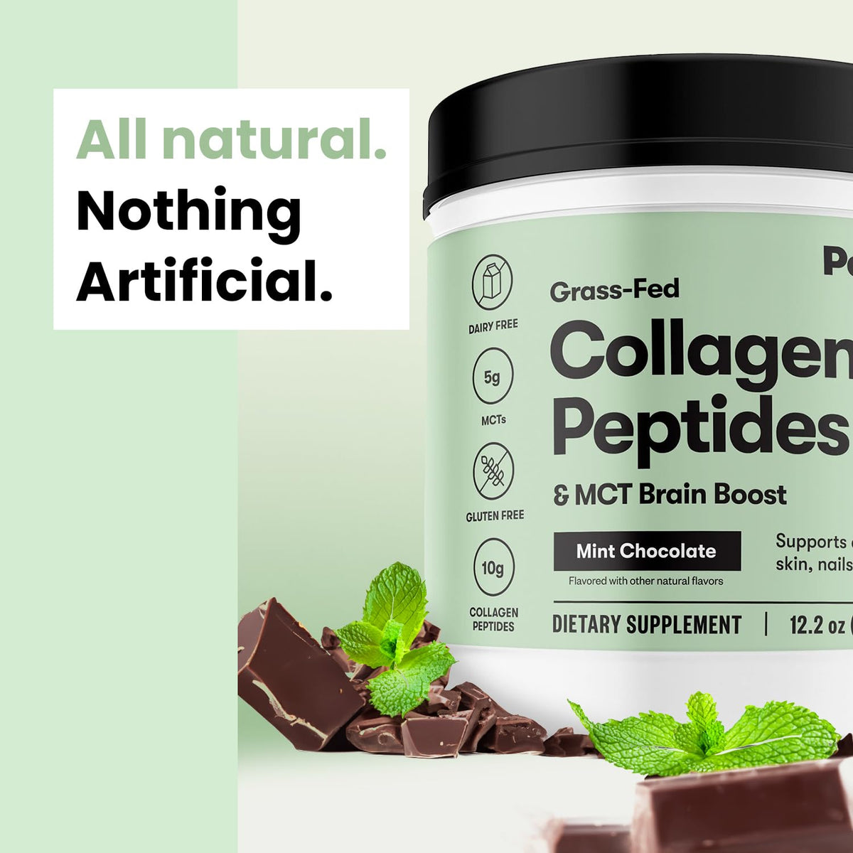 Poudre de collagène mélangée dans une boisson