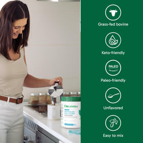 Poudre de collagène Organika ajoutée à un smoothie