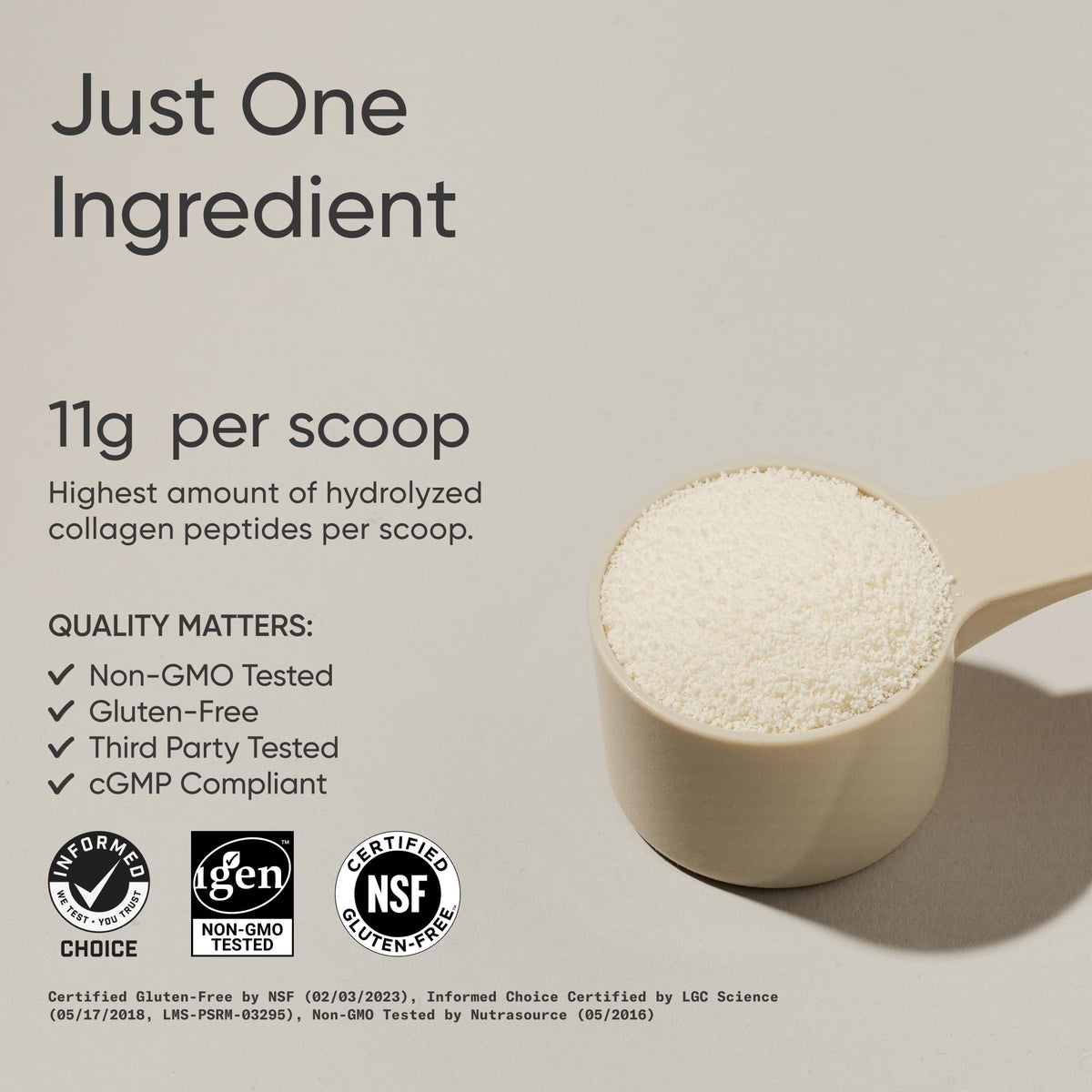 Poudre de collagène Sports Research 1070g dans un verre avec de l'eau