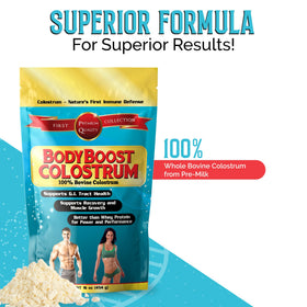 Poudre de colostrum BodyBoost 5000mg, en préparation dans un smoothie