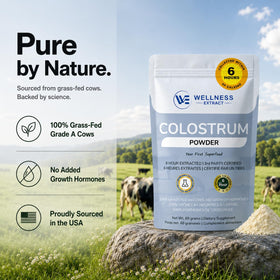Poudre de colostrum bovin WELLNESS EXTRACT dans un verre d'eau