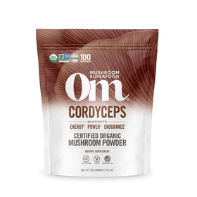 Poudre de Cordyceps OM MUSHROOM SUPERFOOD vue de face dans son emballage