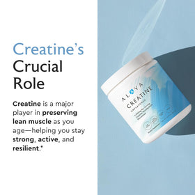 Poudre de créatine Alaya Naturals dans une cuillère