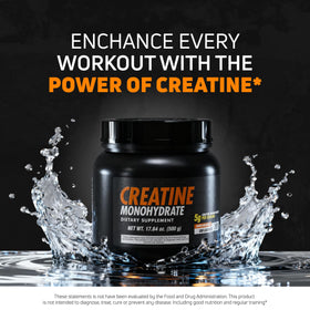 Poudre de créatine monohydrate HEALTHY SPORTS dans un verre d'eau
