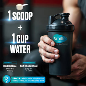Poudre de créatine monohydrate SCHIFFER HEALTH 500g dans un verre d'eau