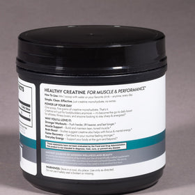 Poudre de créatine monohydrate TERRA ORIGIN avec un fond neutre