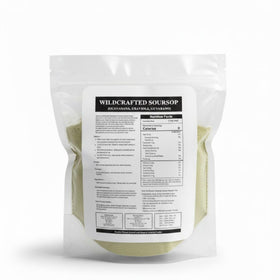 Poudre de feuilles de graviola Purelife Herbs en utilisation dans un smoothie