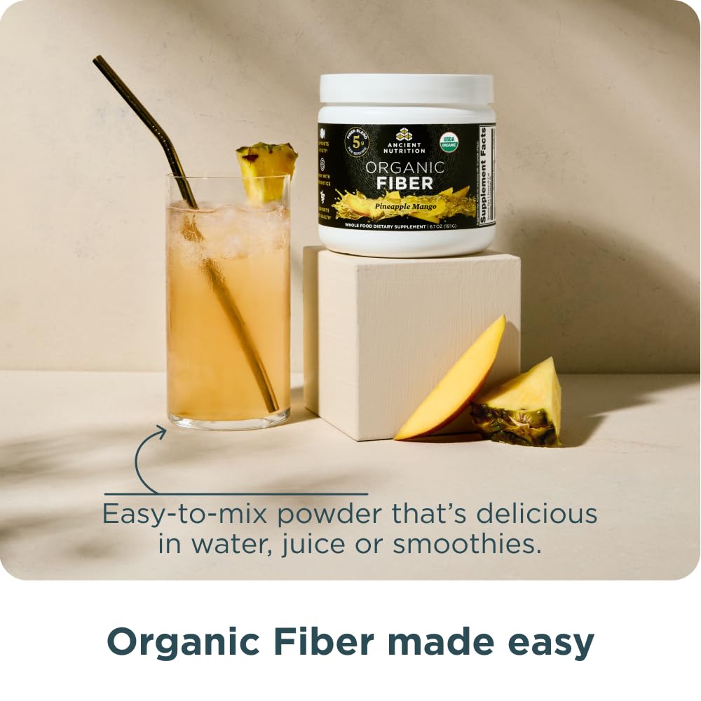 Poudre de Fibre d'Acacia Bio dans un bol avec des fruits