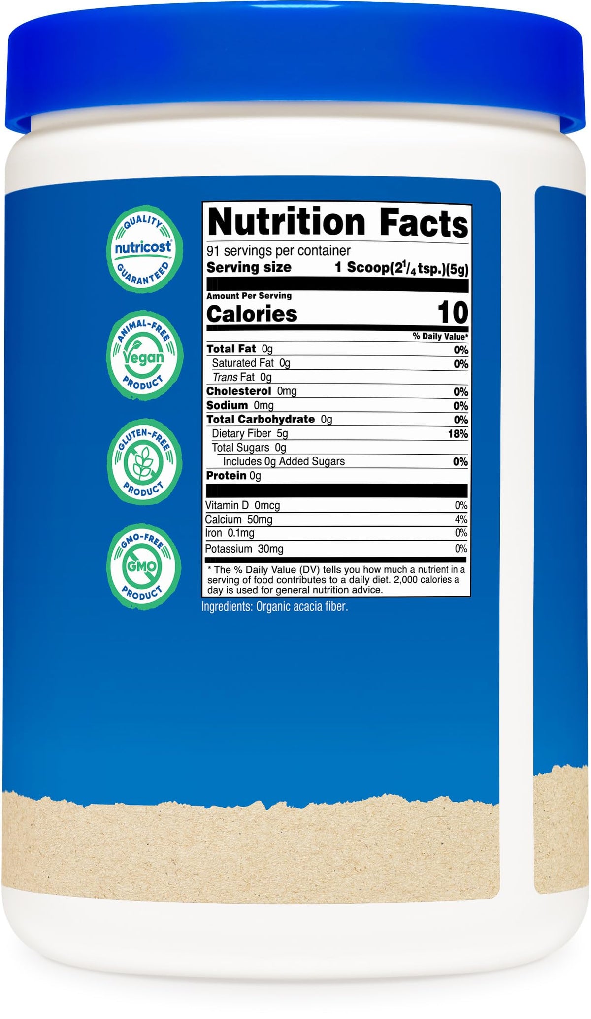 Poudre de fibre d'acacia bio Nutricost à côté de fruits frais