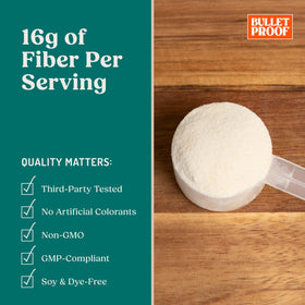 Poudre de fibre prébiotique Bulletproof Innerfuel 508g sur une table