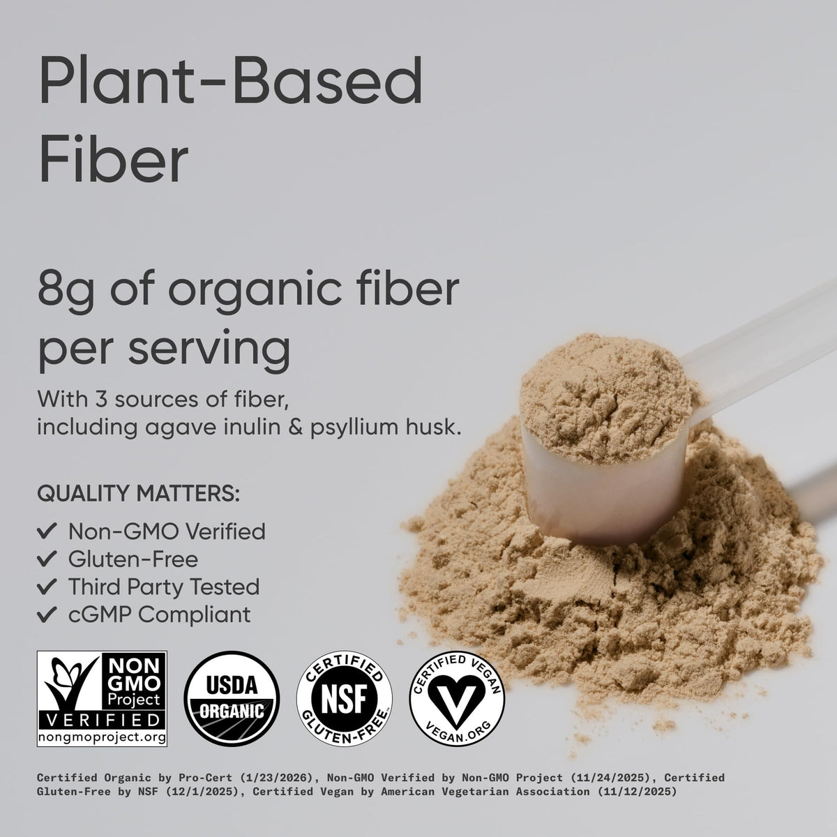 Poudre de Fibres Biologiques Sports Research dans un verre d'eau