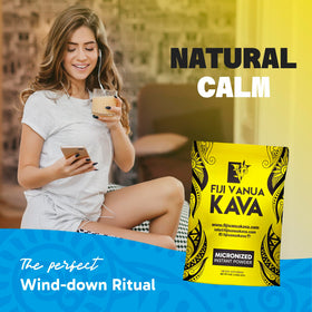 Poudre de kava micronisée Fiji Vanua sur une table