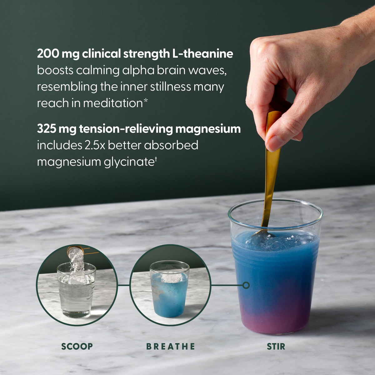 Poudre de magnésium glycinate et L-théanine New Chapter dans un verre