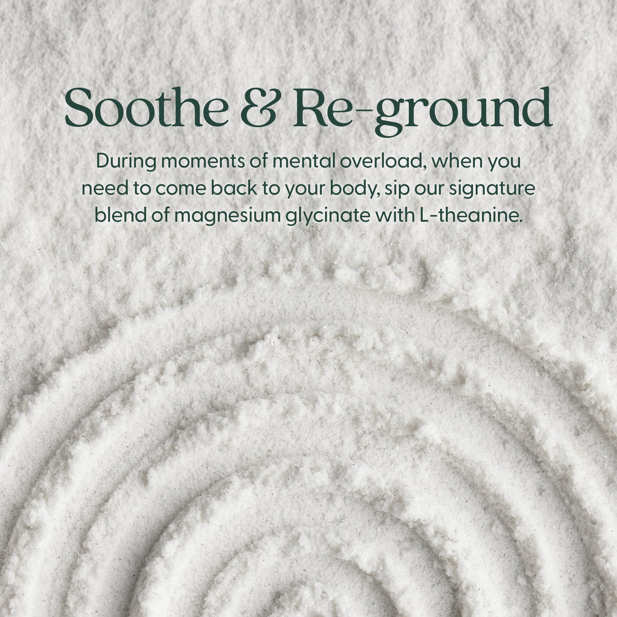 Poudre de magnésium glycinate et L-théanine New Chapter sur une table