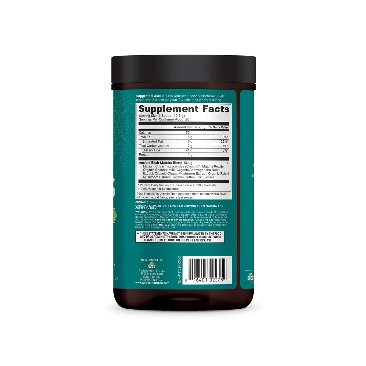 Poudre de matcha mélangée avec du lait végétal