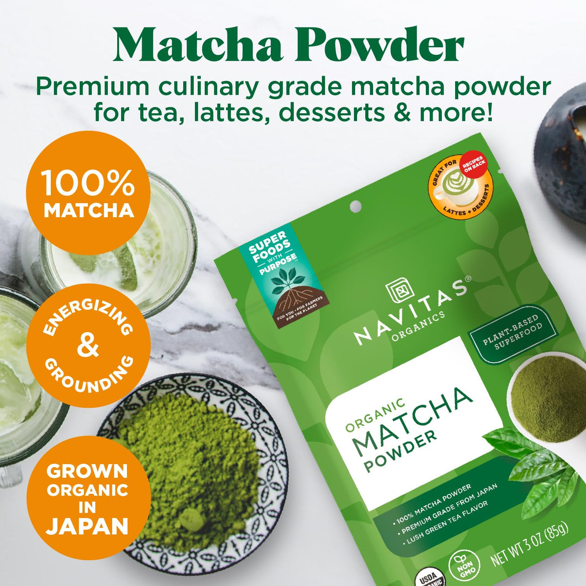 Poudre de Matcha Navitas Organics versée dans un bol