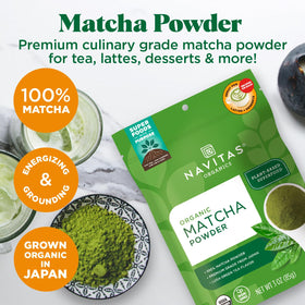Poudre de Matcha Navitas Organics versée dans un bol