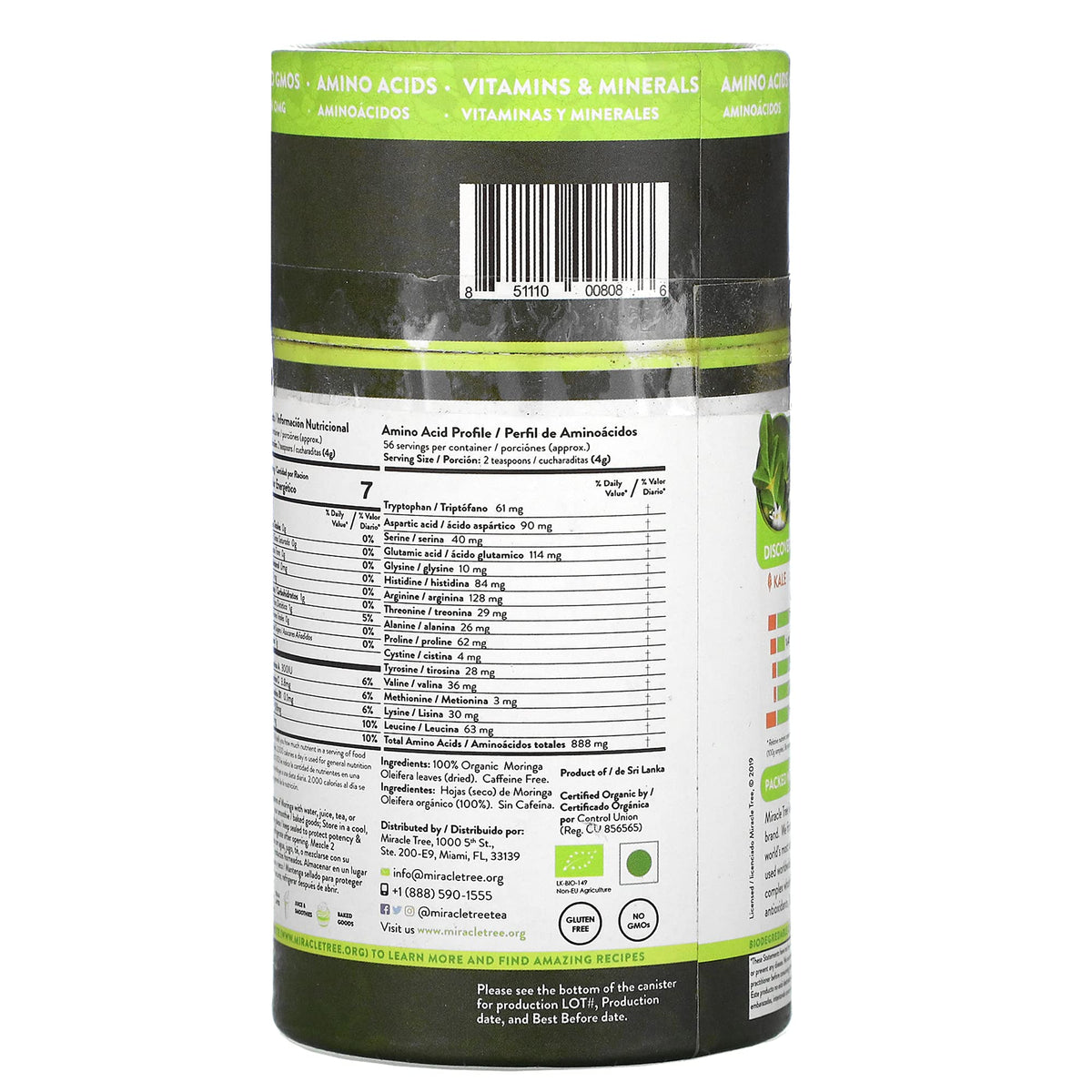 Poudre de moringa bio Miracle Tree versée dans une cuillère