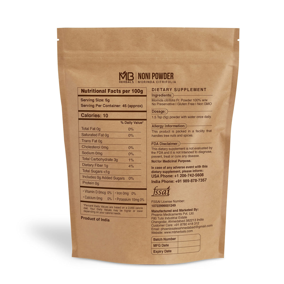 Poudre de Noni MB Herbals 227g versée dans un smoothie
