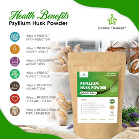 Poudre de psyllium bio Cosmic Element mélangée dans une boisson
