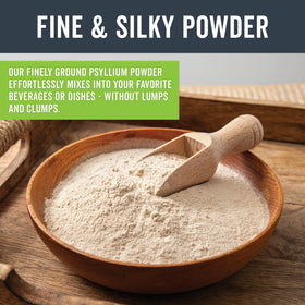 Poudre de psyllium Viva Naturals dans une cuillère