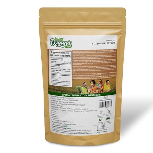 Poudre de Shatavari ORGANIC ZING saupoudrée sur un smoothie