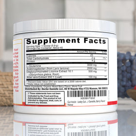 Poudre de soutien intestinal Doctor Danielle 458g dans un verre d'eau