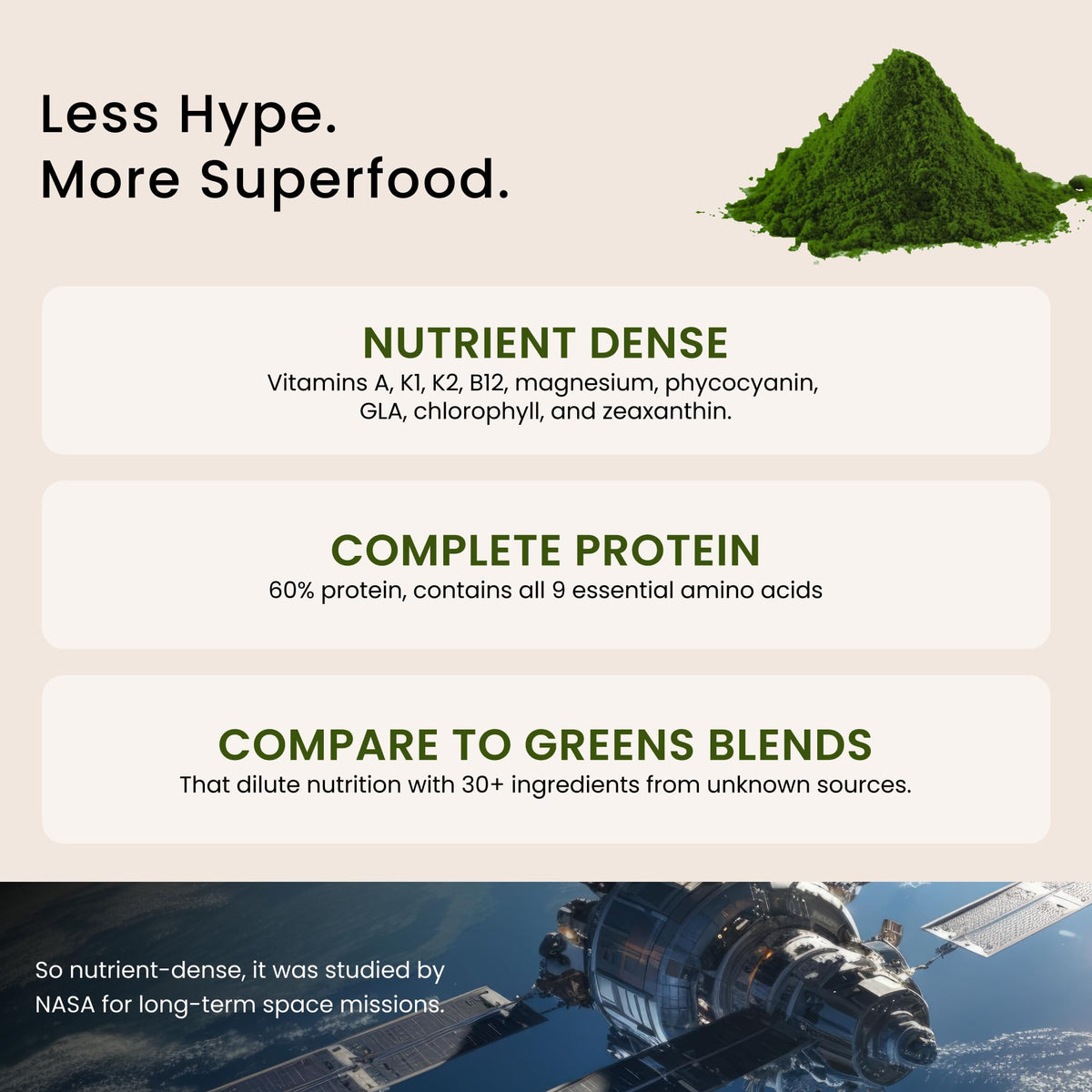 Poudre de spiruline à l'intérieur du paquet Nutrex Hawaii