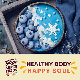 Poudre de Spiruline Bleue Yogi Super Foods dans un bol