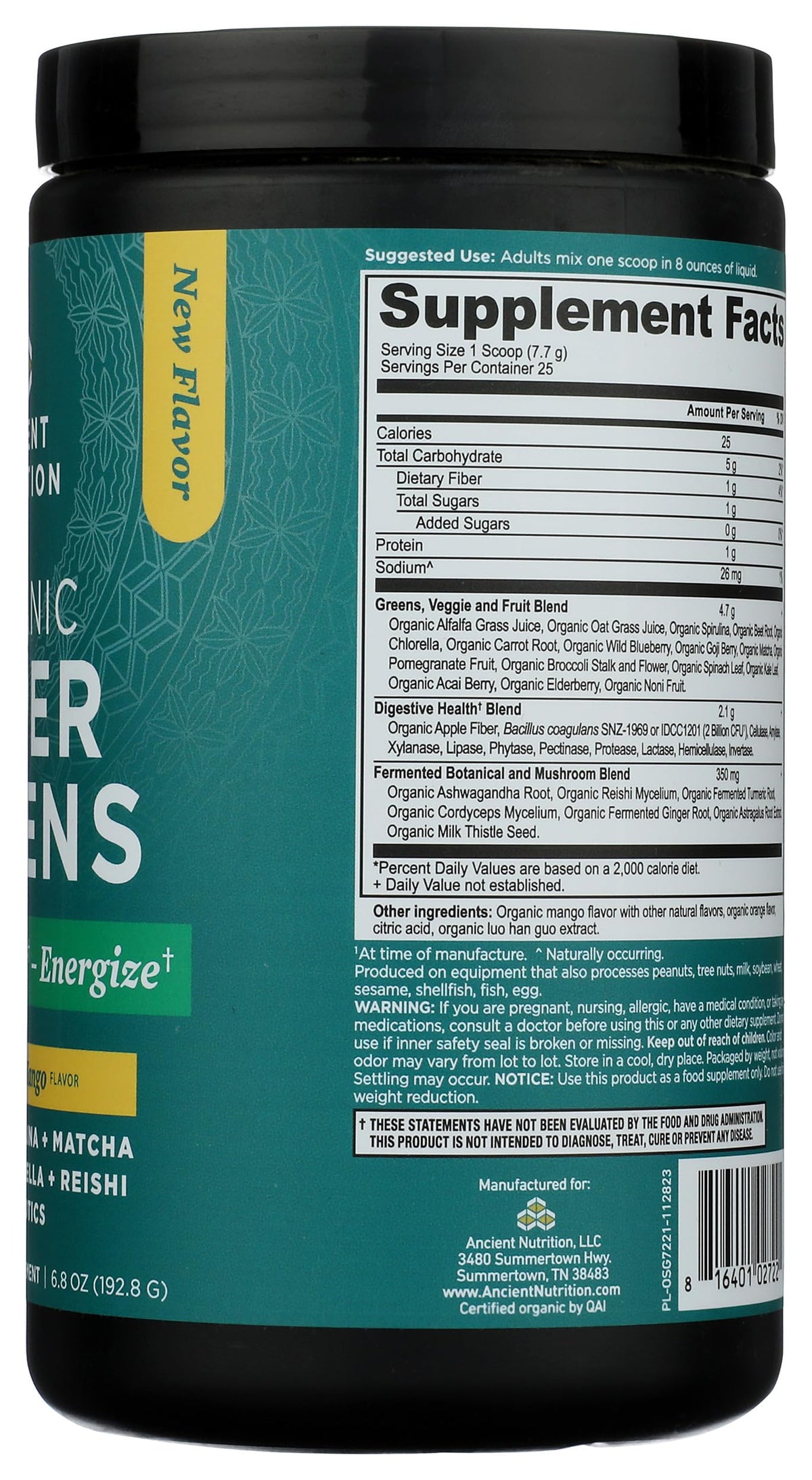 Poudre de Super Greens Bio dans une cuillère