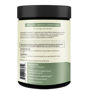 Poudre de superaliments verts TERRA ORIGIN mélangée avec des fruits