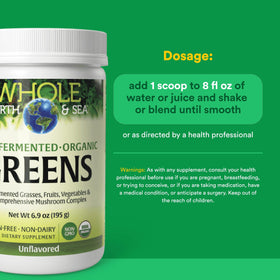 Poudre de Verts Bio Natural Factors 272g dans un verre d'eau