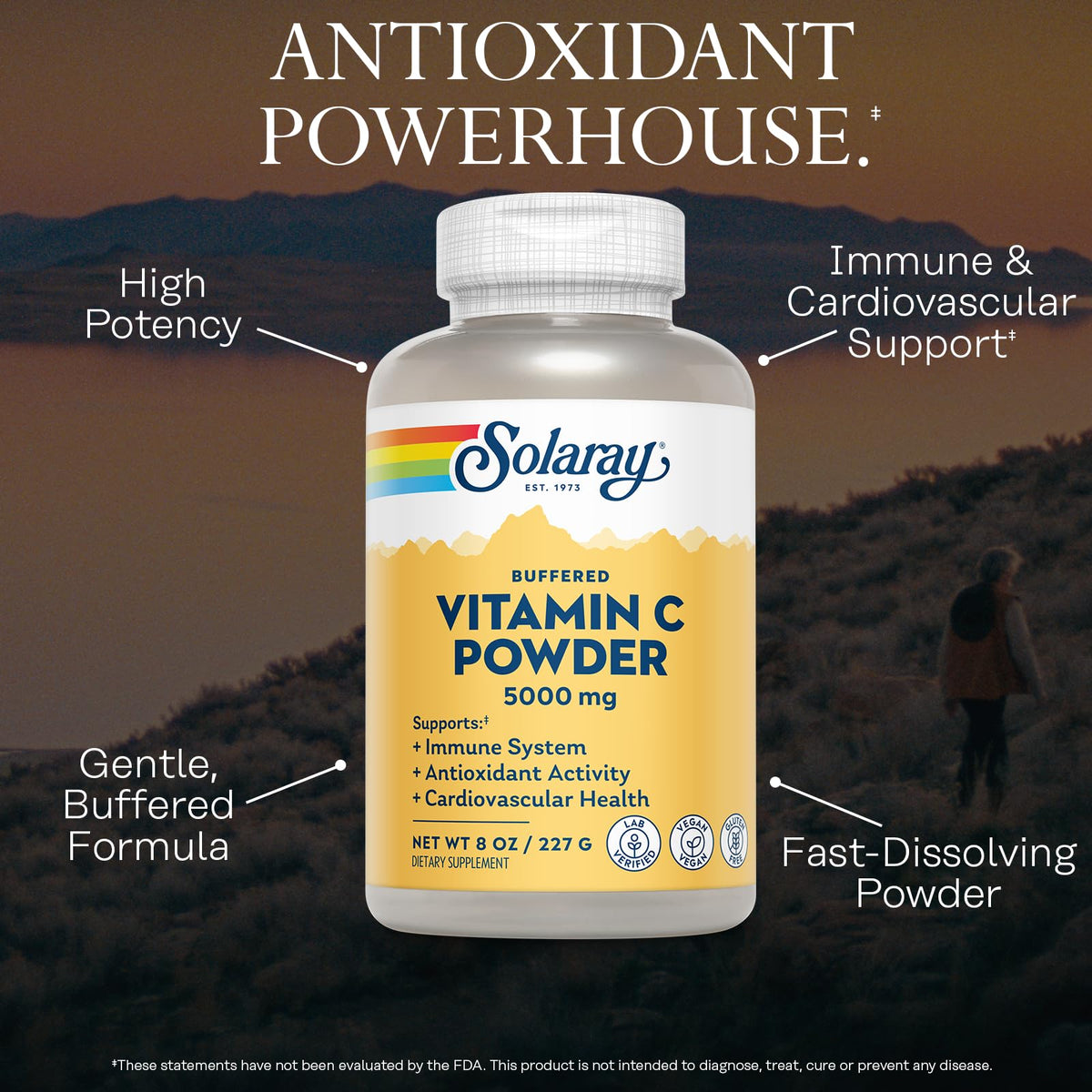Poudre de vitamine C SOLARAY 5000mg 227g sur un plan de travail