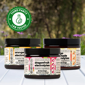 Poudre électrolyte citronnade Santa Cruz Paleo sur une table