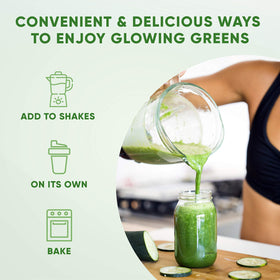 Poudre Glowing Greens dans un smoothie