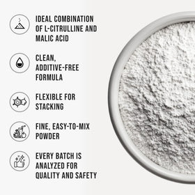 Poudre L-Citrulline Malate WHYZ mélangée dans un smoothie