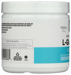 Poudre L-Glutamine Whole Foods Market en utilisation dans un shaker