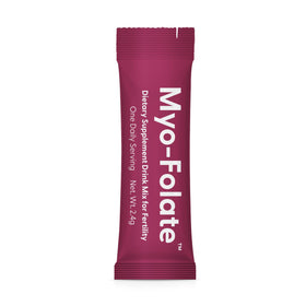Poudre Myo-Folate Fairhaven Health placée sur un plan de travail