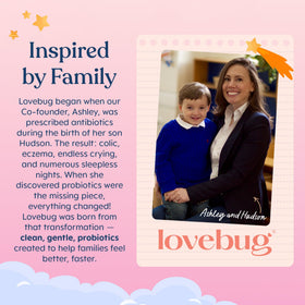 Poudre probiotique LOVEBUG sur une cuillère