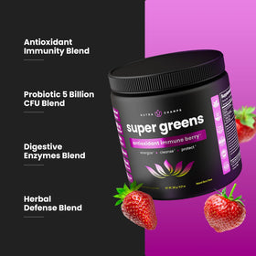 Poudre Super Greens NutraChamps 331g en cuillère sur une surface en bois