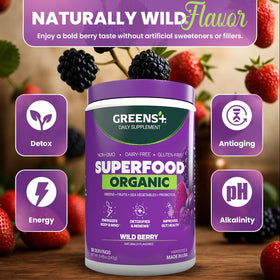 Poudre superaliment Greens+ dans un smoothie aux fruits