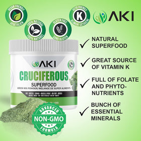 Poudre superfood crucifères AKI ORGANIC dans un bol avec des fruits et yaourt